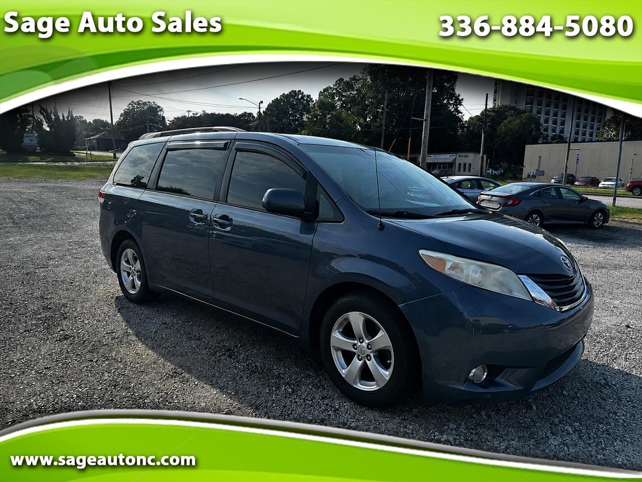 Toyota Sienna LE FWD 8-Passenger V6 2014