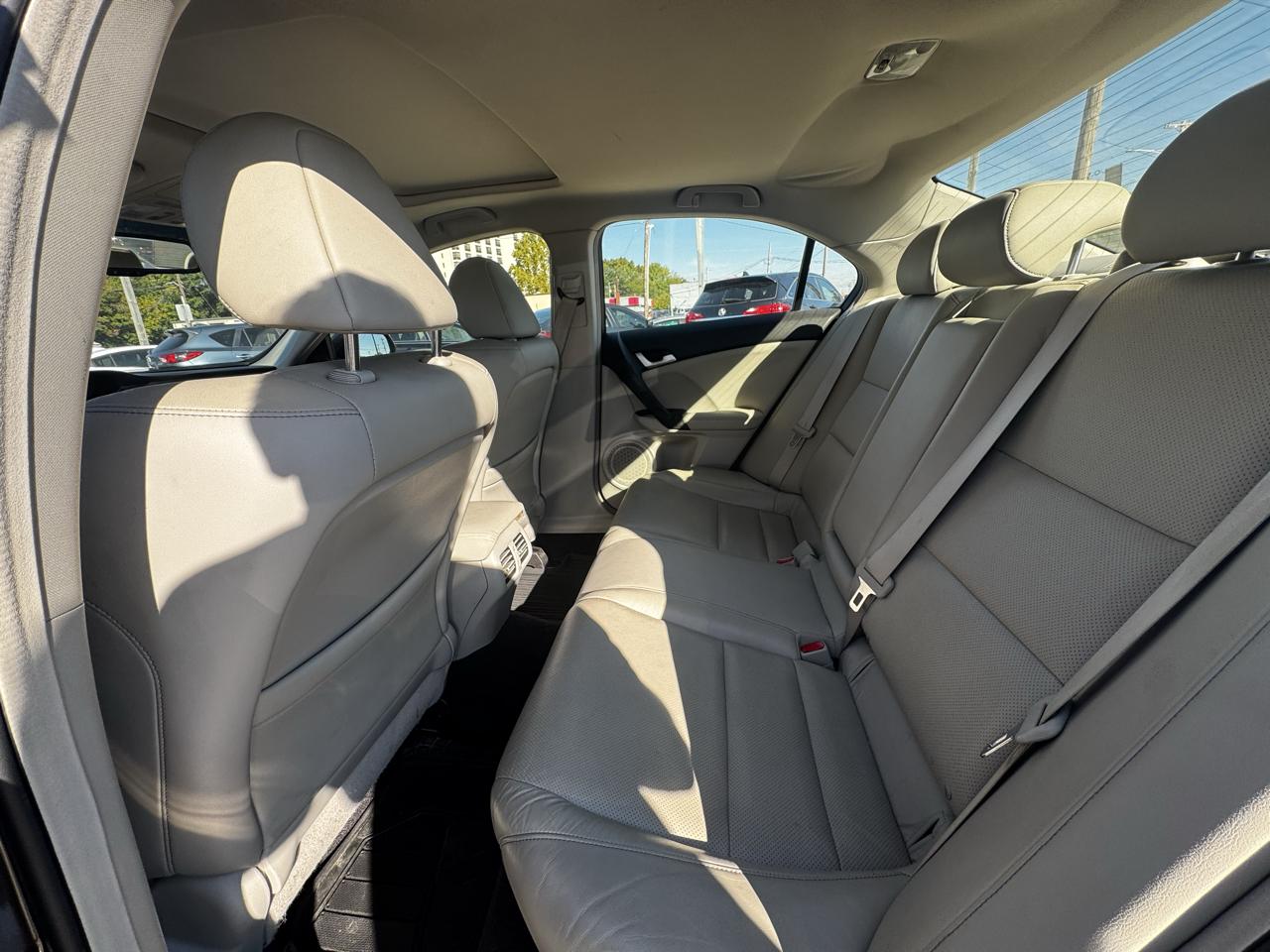 Acura TSX 5-Speed AT with Tech Package 2013