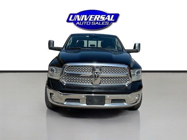RAM 1500 Laramie Crew Cab SWB 4WD 2015