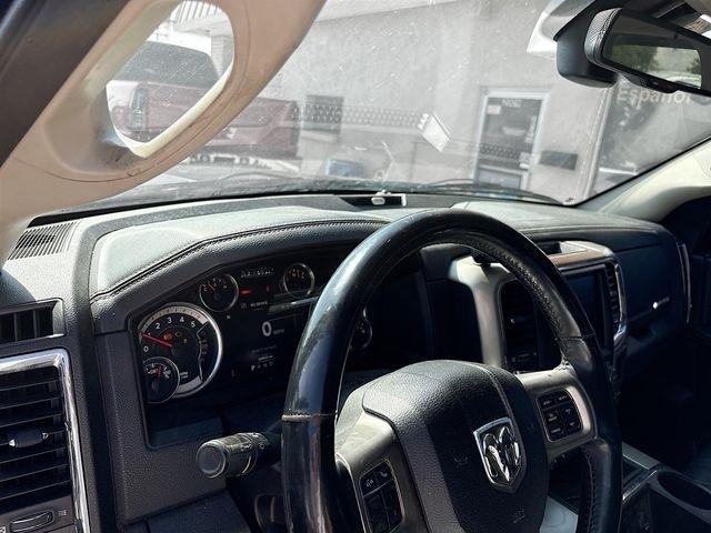 RAM 1500 Laramie Crew Cab SWB 4WD 2015