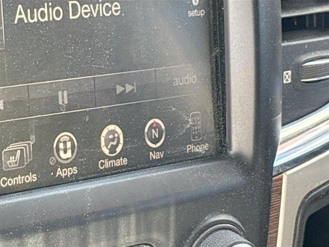 RAM 1500 Laramie Crew Cab SWB 4WD 2015