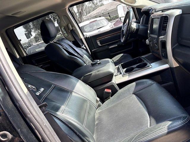 RAM 1500 Laramie Crew Cab SWB 4WD 2015