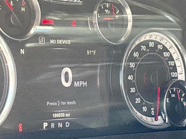 RAM 1500 Laramie Crew Cab SWB 4WD 2015