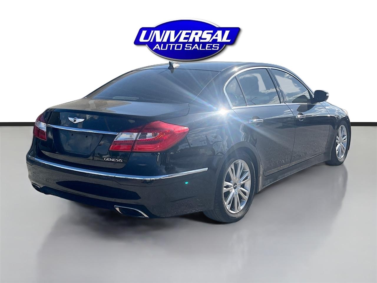 Hyundai Genesis 4dr Sdn V6 3.8L 2014
