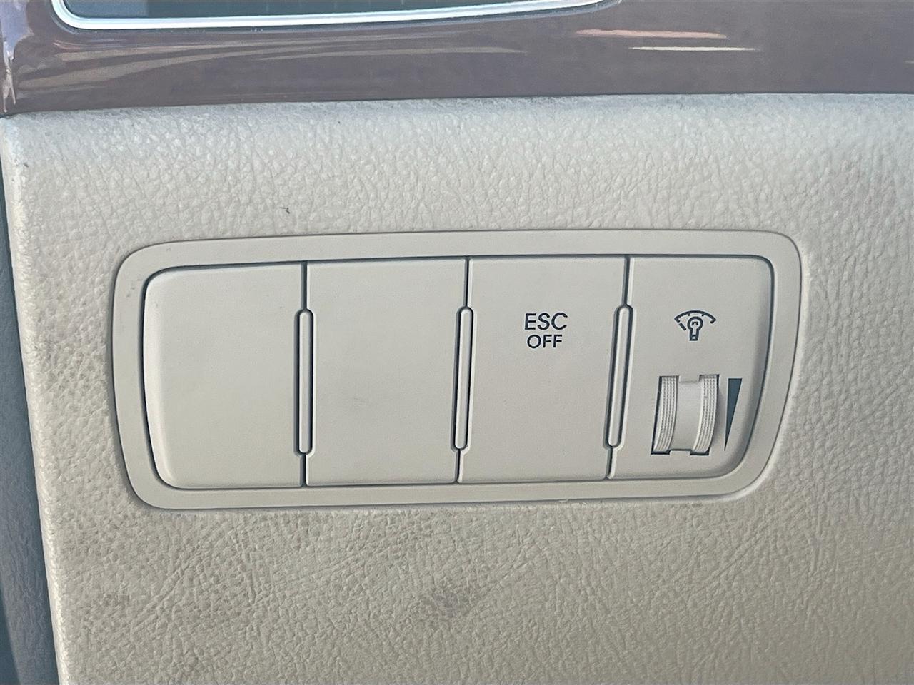 Hyundai Genesis 4dr Sdn V6 3.8L 2014