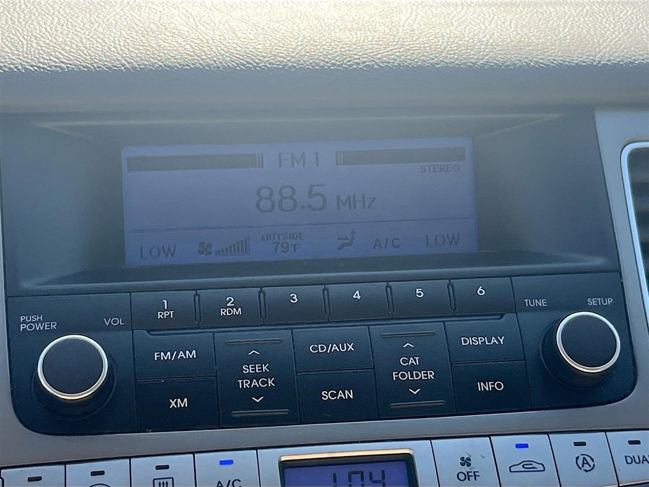 Hyundai Genesis 4dr Sdn V6 3.8L 2014