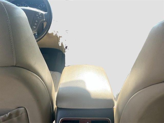 Hyundai Genesis 4dr Sdn V6 3.8L 2014