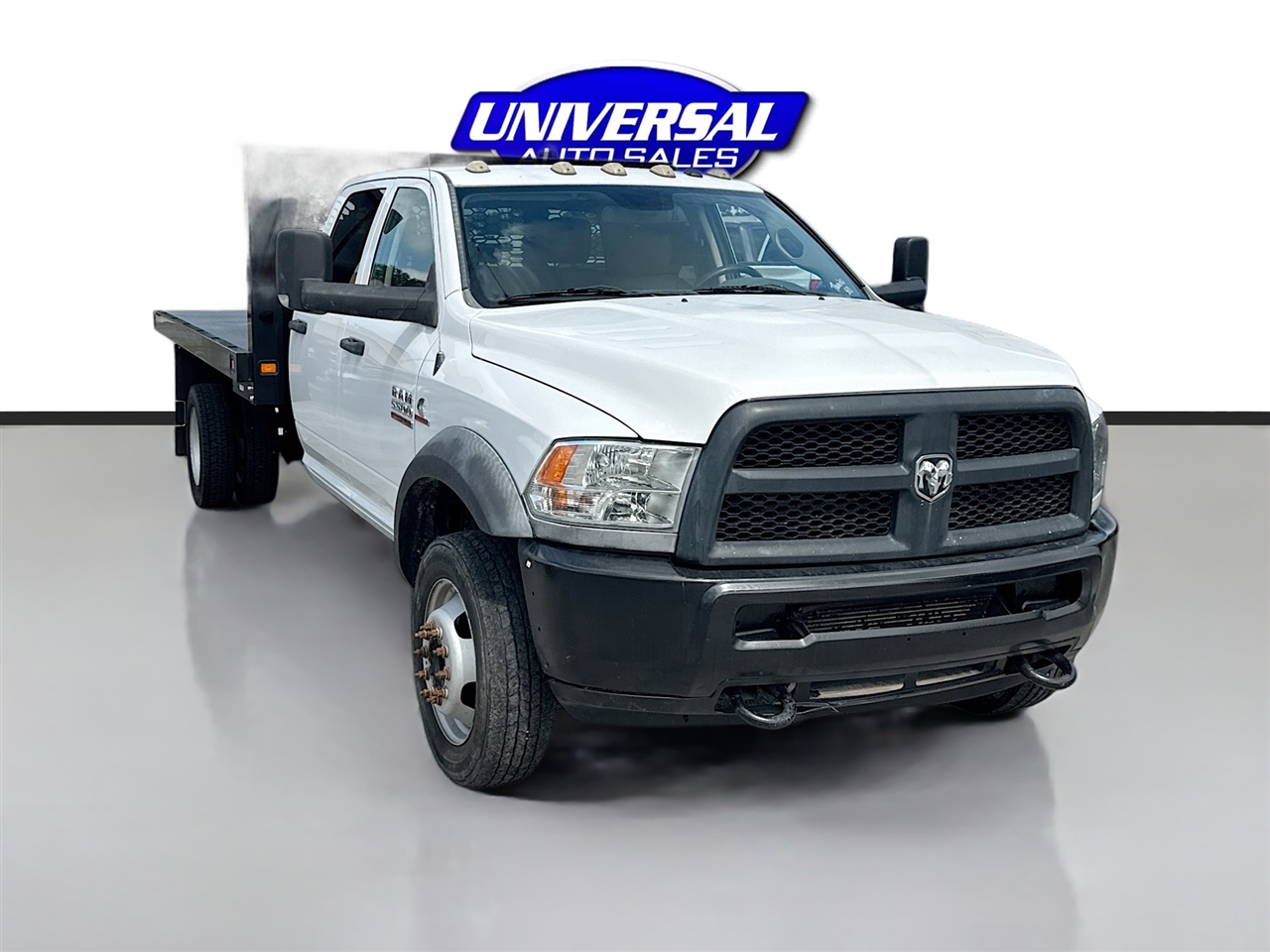 2015 RAM 5500 4WD Crew Cab 197" WB 84" CA Tradesman