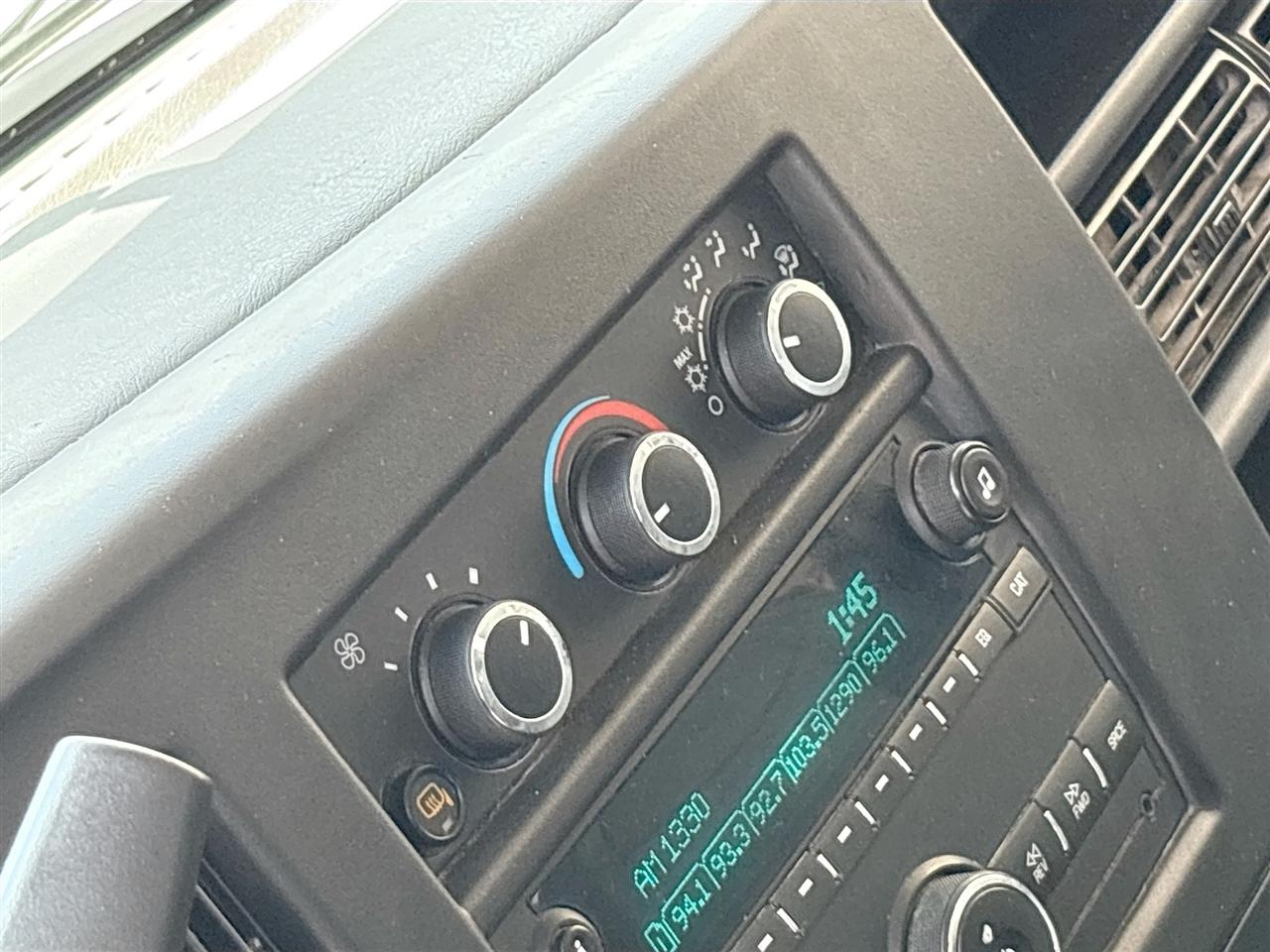 Chevrolet Express Passenger RWD 2500 135" LS 2017