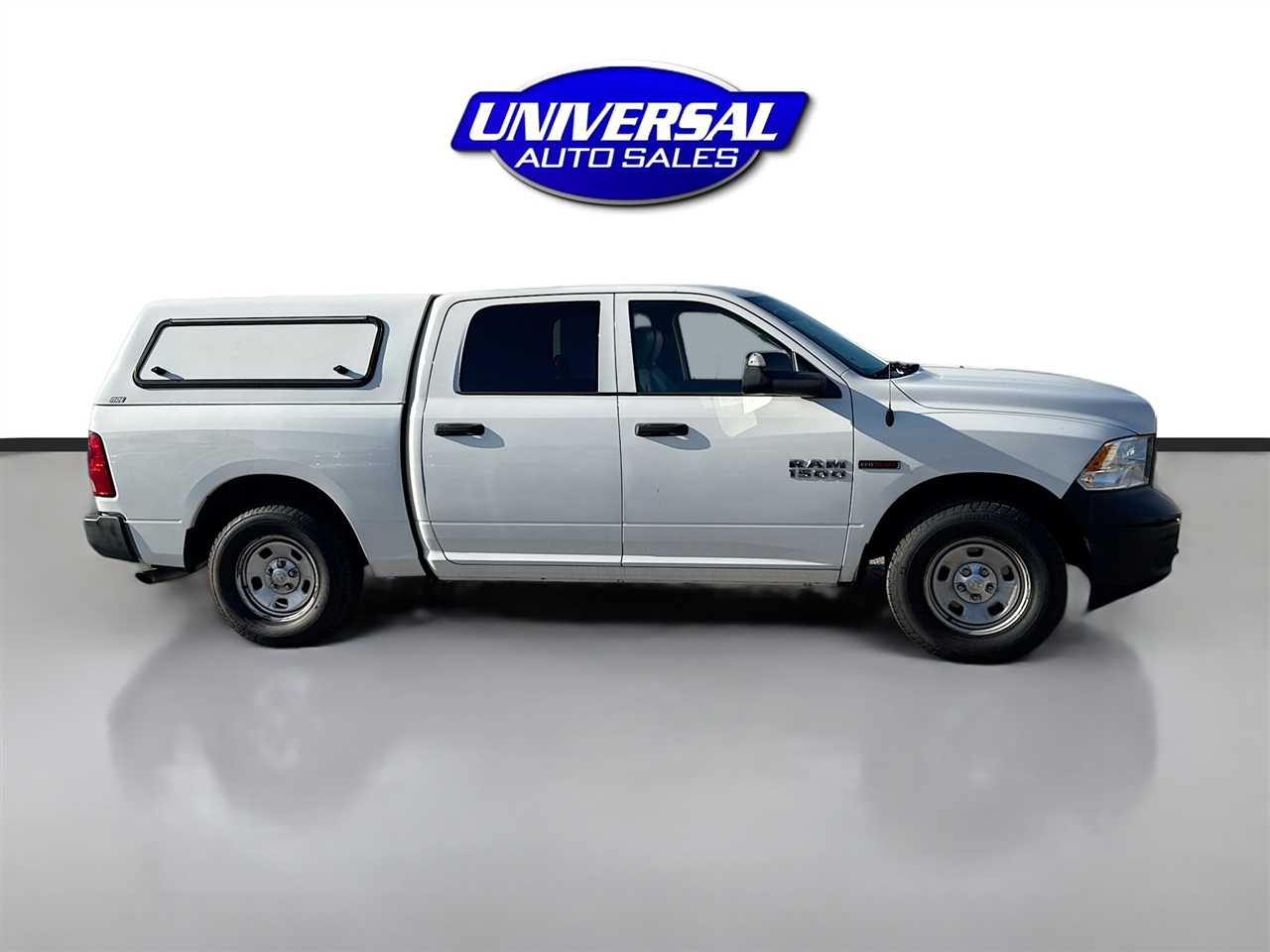 RAM 1500 4WD Crew Cab 140.5" Tradesman 2016 RAM 1500 4WD Crew Cab 140.5" Tradesman 2016