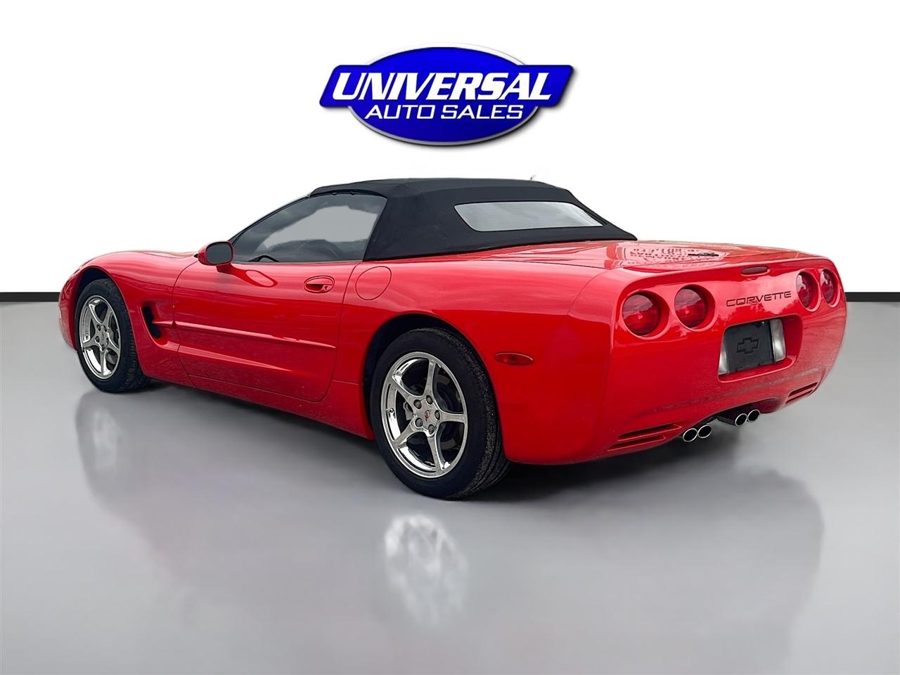 Chevrolet Corvette 2dr Convertible 2002