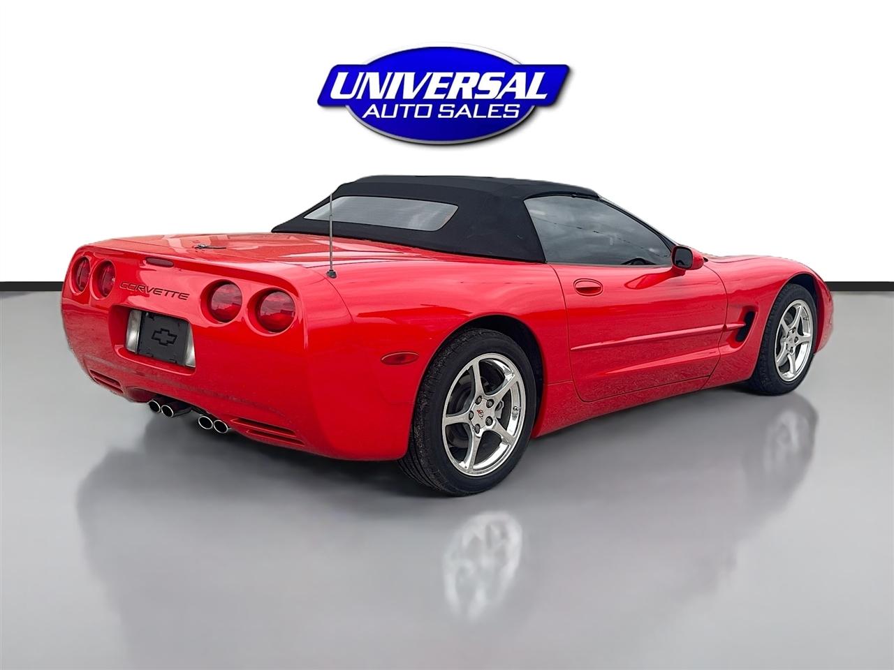 Chevrolet Corvette 2dr Convertible 2002