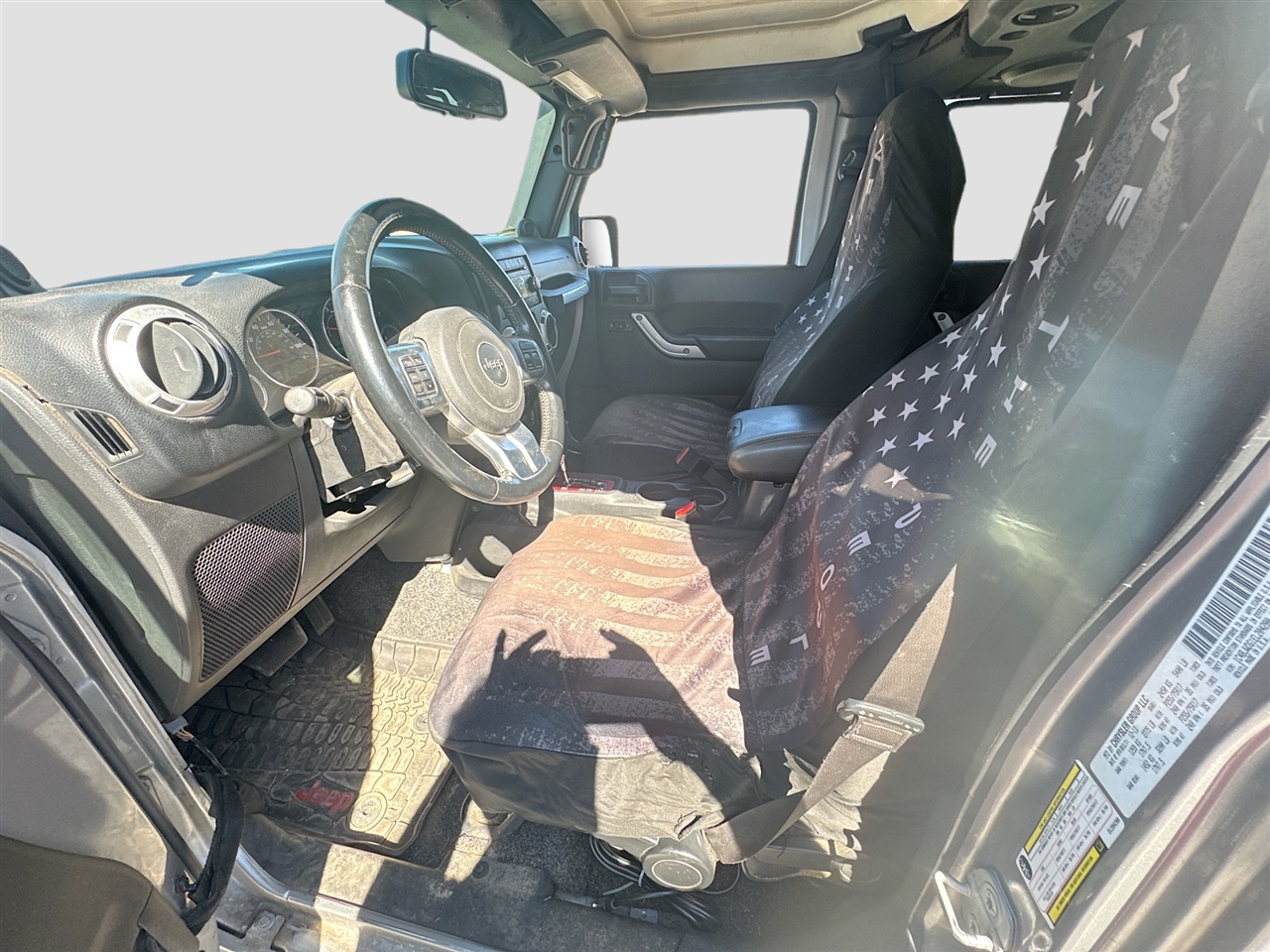 Jeep Wrangler Unlimited 4WD 4dr Freedom Edition *Ltd Avail* 2014 Jeep Wrangler Unlimited 4WD 4dr Freedom Edition *Ltd Avail* 2014