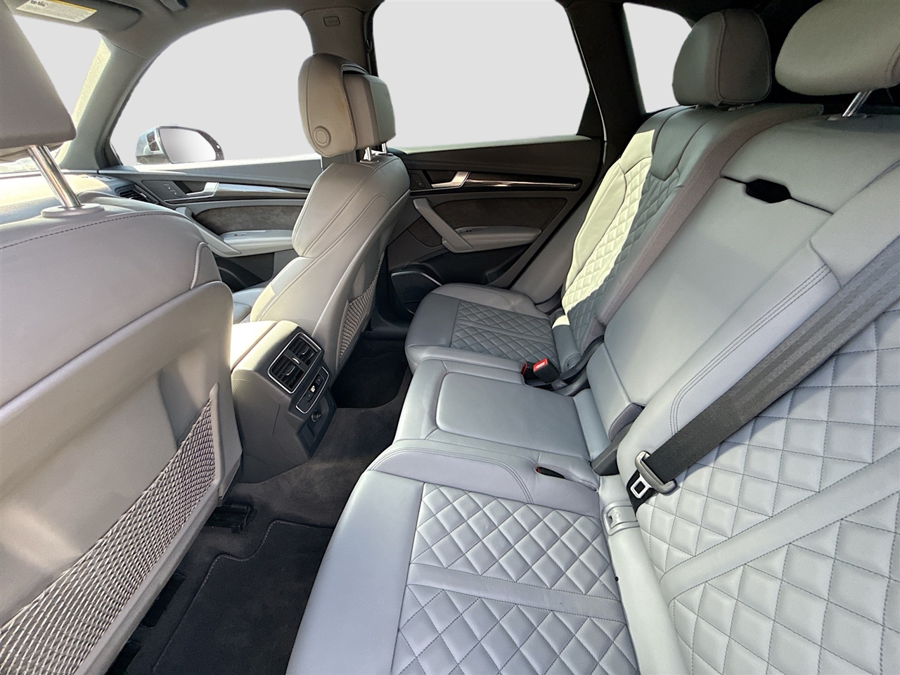 Audi SQ5 3.0 TFSI Premium Plus 2018 Audi SQ5 3.0 TFSI Premium Plus 2018