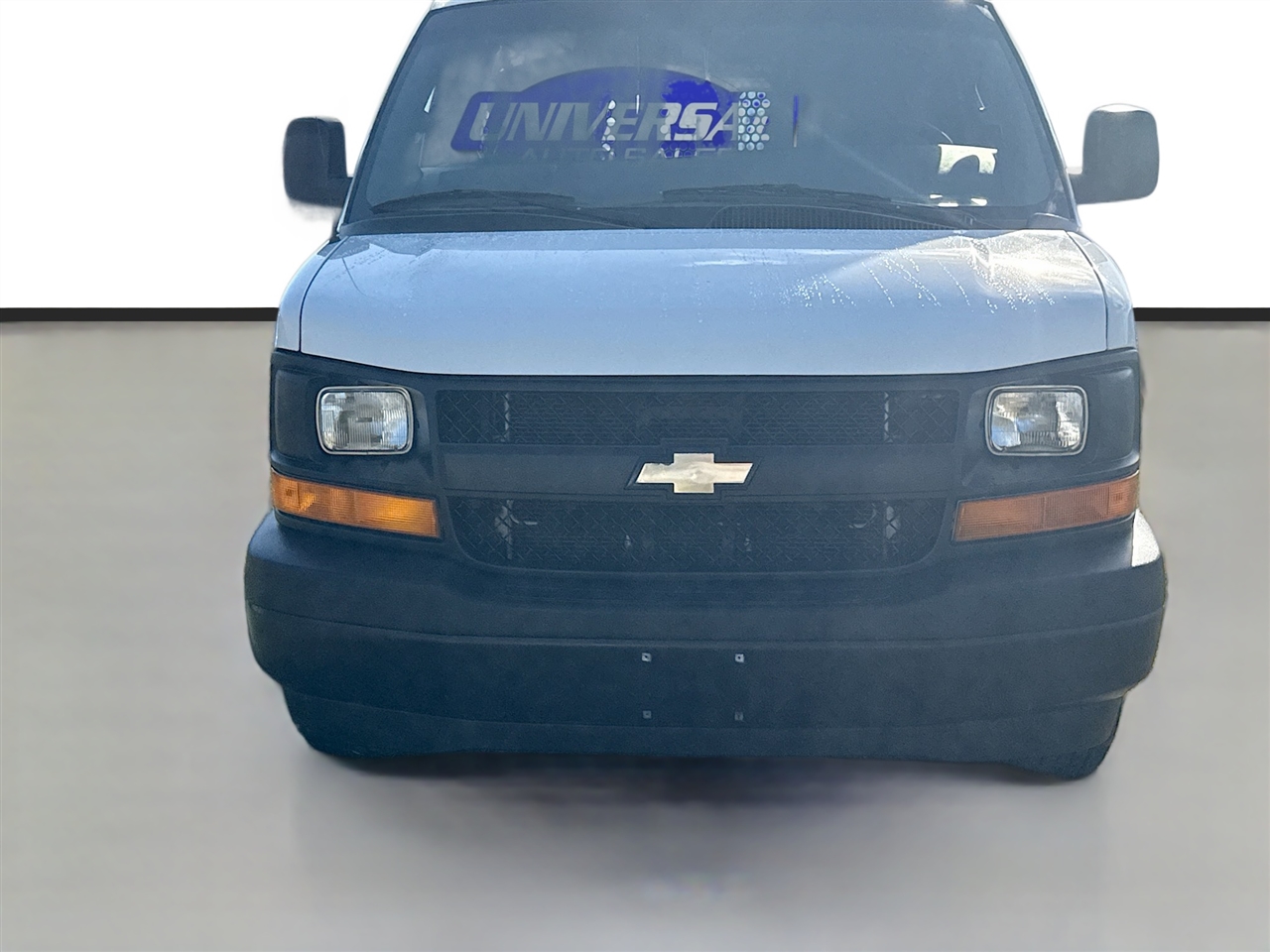 Chevrolet Express Cargo Van RWD 3500 155" 2017 Chevrolet Express Cargo Van RWD 3500 155" 2017