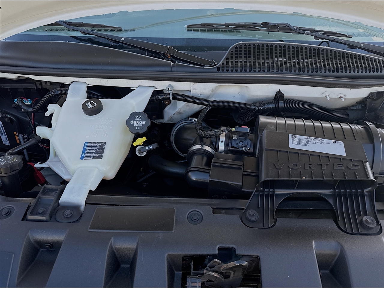 Chevrolet Express Cargo Van RWD 3500 155" 2017 Chevrolet Express Cargo Van RWD 3500 155" 2017