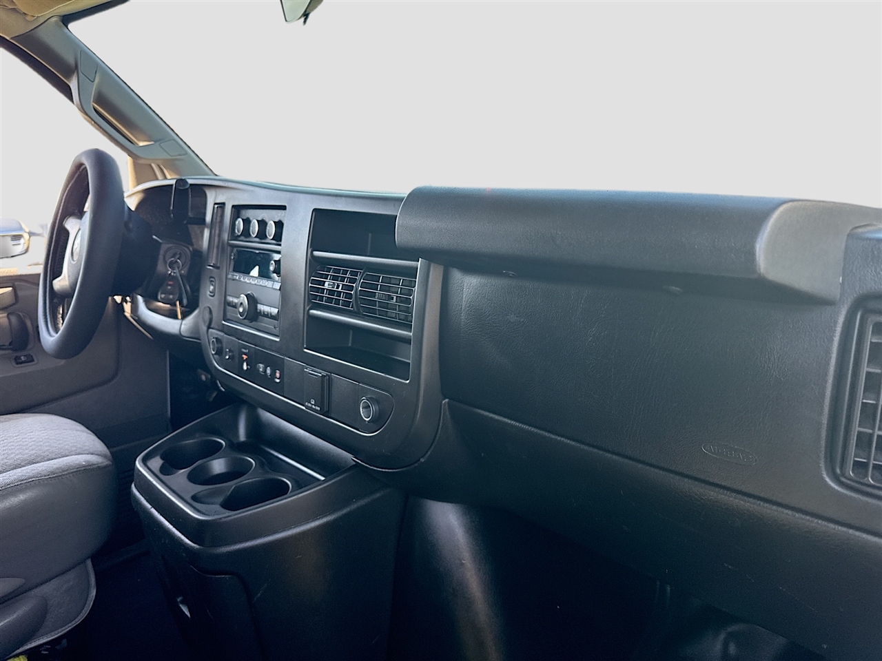 Chevrolet Express Cargo Van RWD 3500 155" 2017 Chevrolet Express Cargo Van RWD 3500 155" 2017