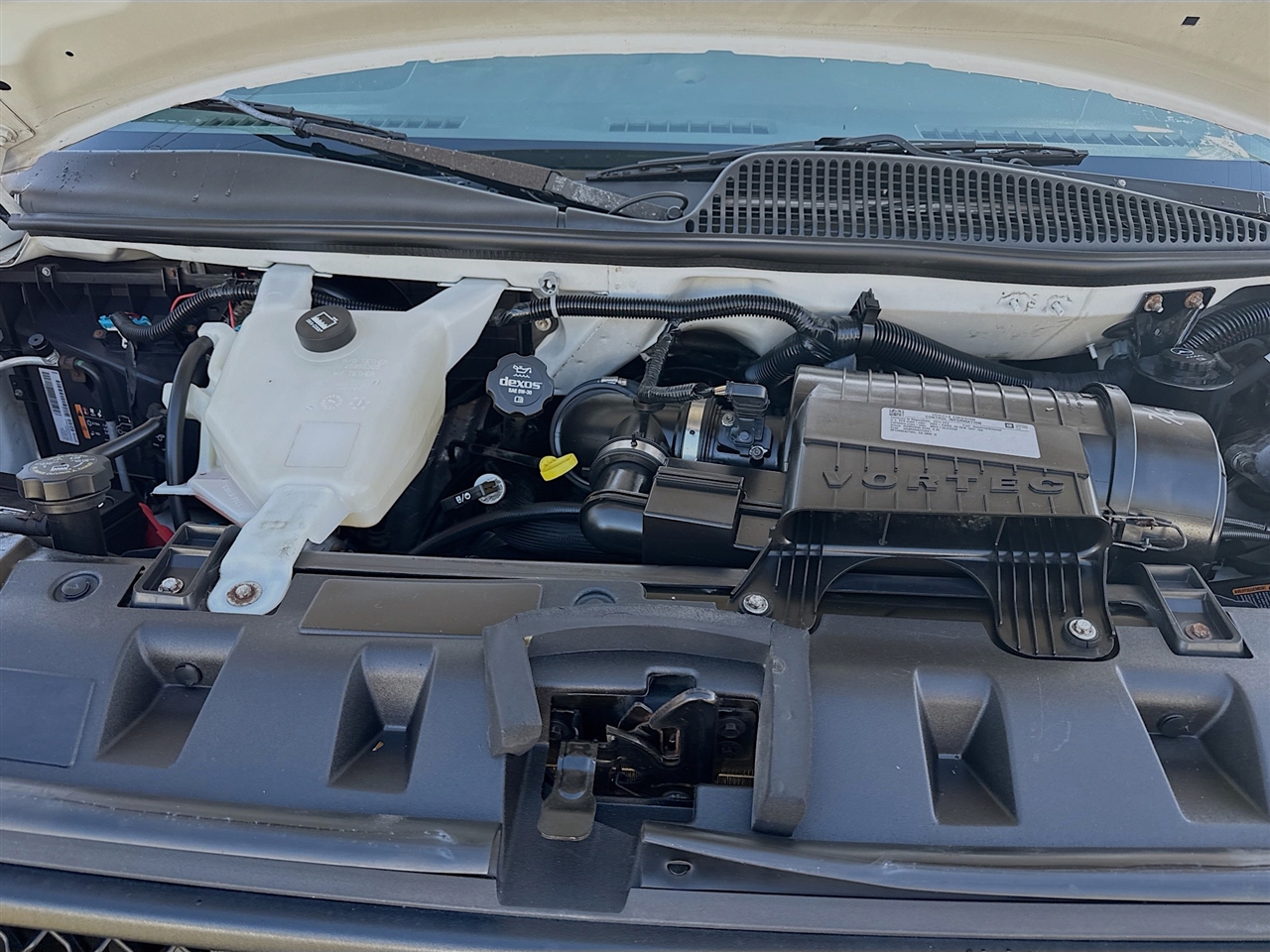 Chevrolet Express Cargo Van RWD 3500 155" 2017 Chevrolet Express Cargo Van RWD 3500 155" 2017