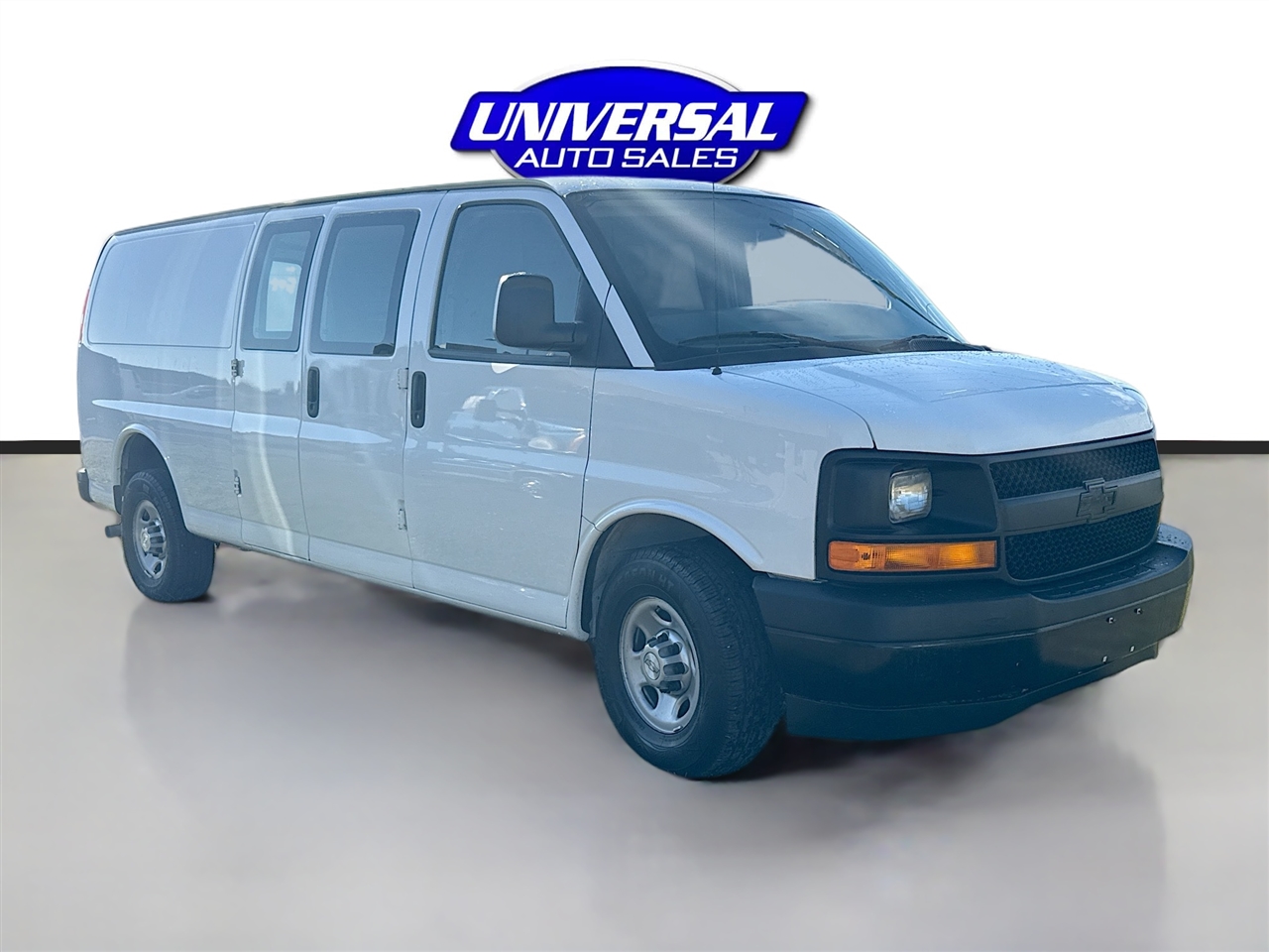 2017 Chevrolet Express Cargo Van RWD 3500 155"