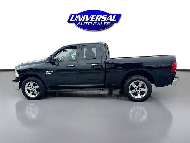 RAM 1500 4WD Quad Cab 140.5" SLT 2016