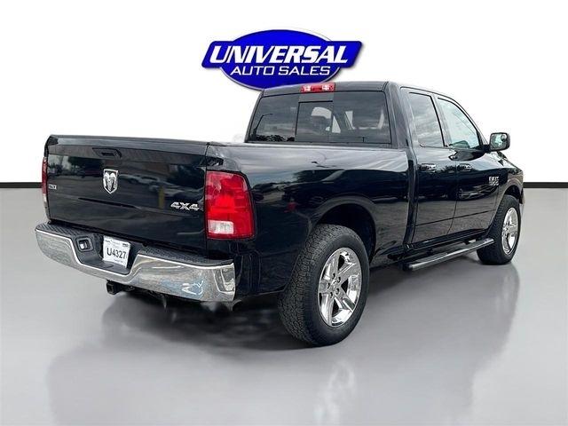 RAM 1500 4WD Quad Cab 140.5" SLT 2016