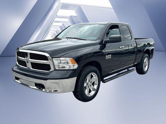 2016 RAM 1500 4WD Quad Cab 140.5" SLT