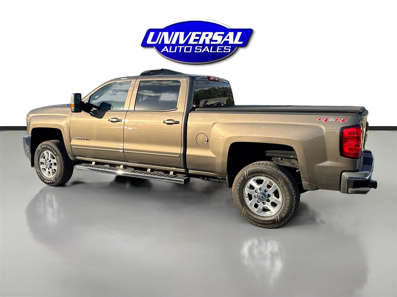Chevrolet Silverado 3500HD Built After Aug 14 4WD Crew Cab 153.7" LT 2015