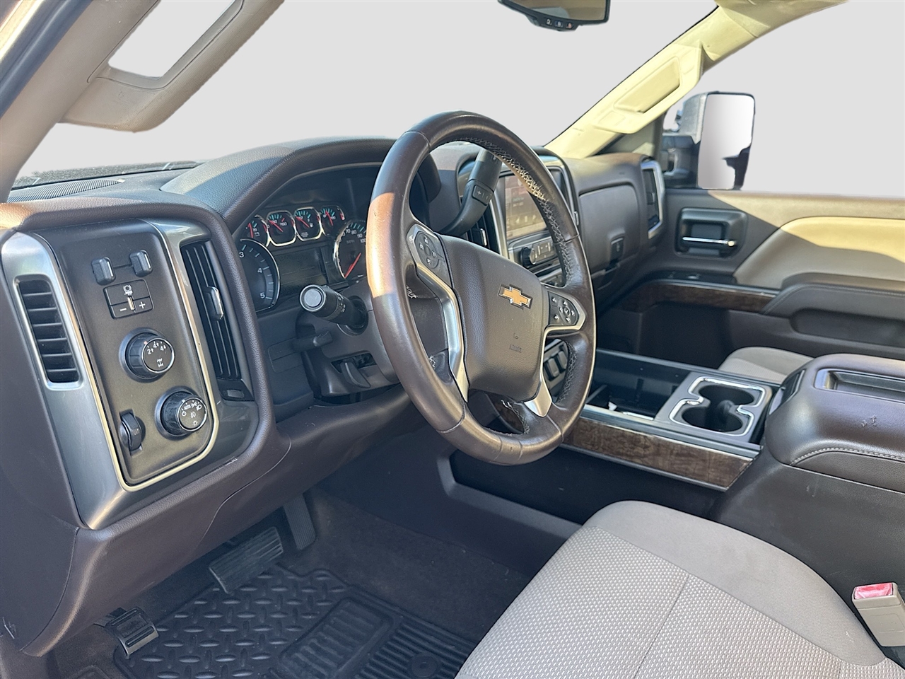 Chevrolet Silverado 3500HD Built After Aug 14 4WD Crew Cab 153.7" LT 2015