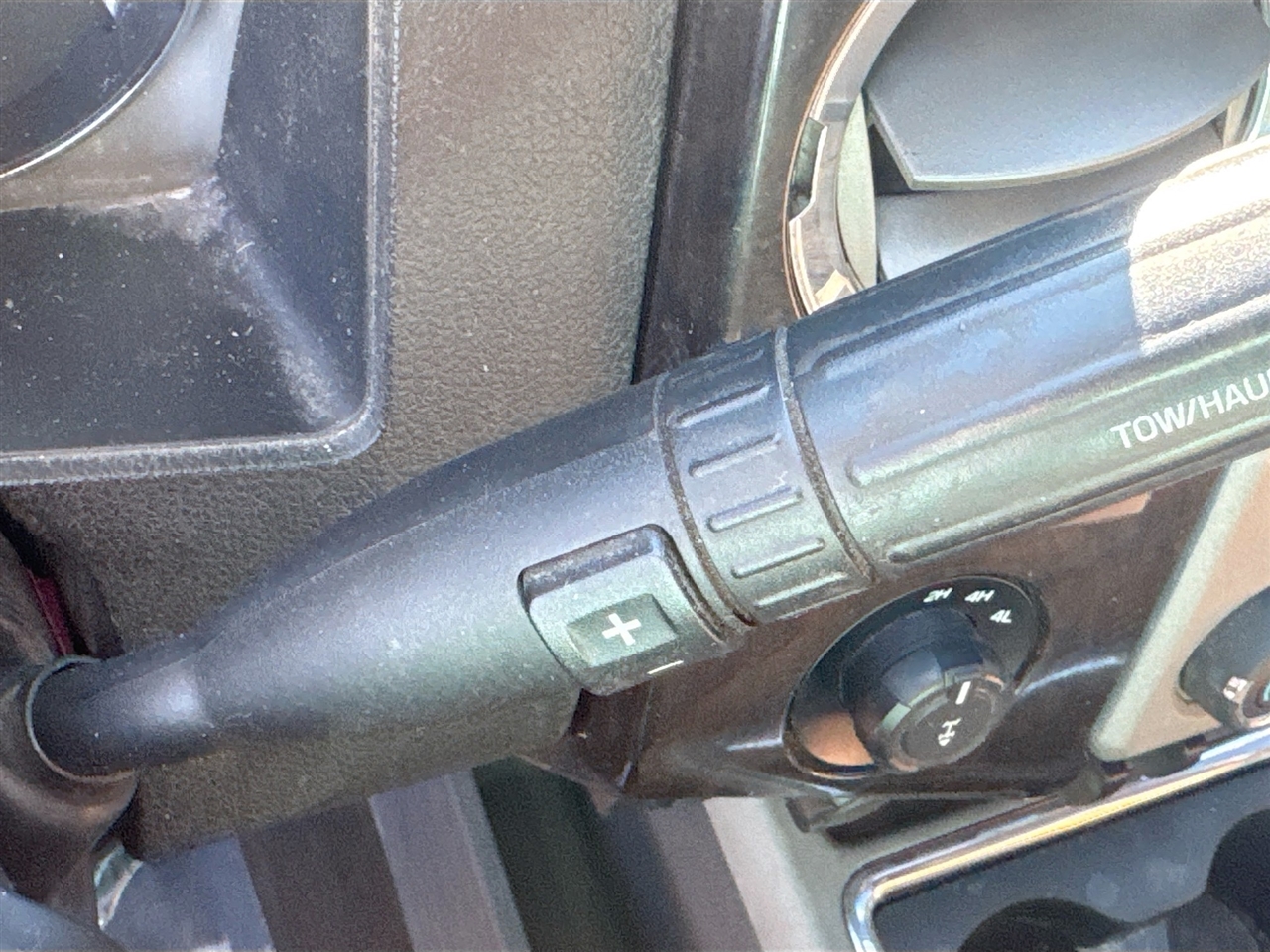 Ford Super Duty F-350 SRW 4WD Crew Cab 156" King Ranch 2015