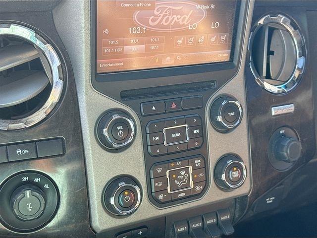 Ford Super Duty F-350 SRW 4WD Crew Cab 172" Platinum 2015