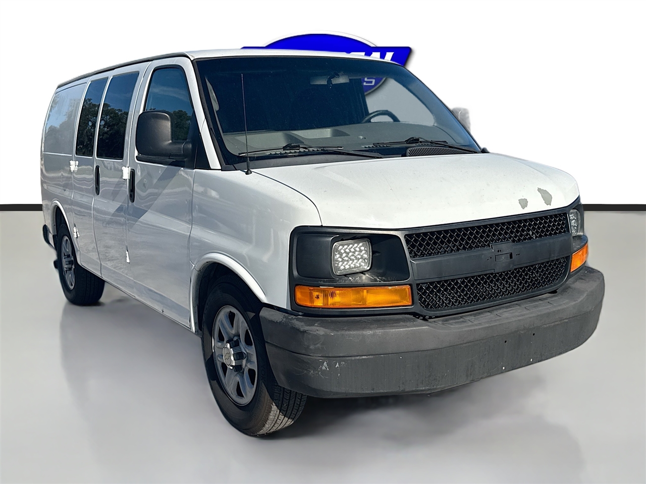 Chevrolet Express Cargo Van RWD 1500 135" 2012