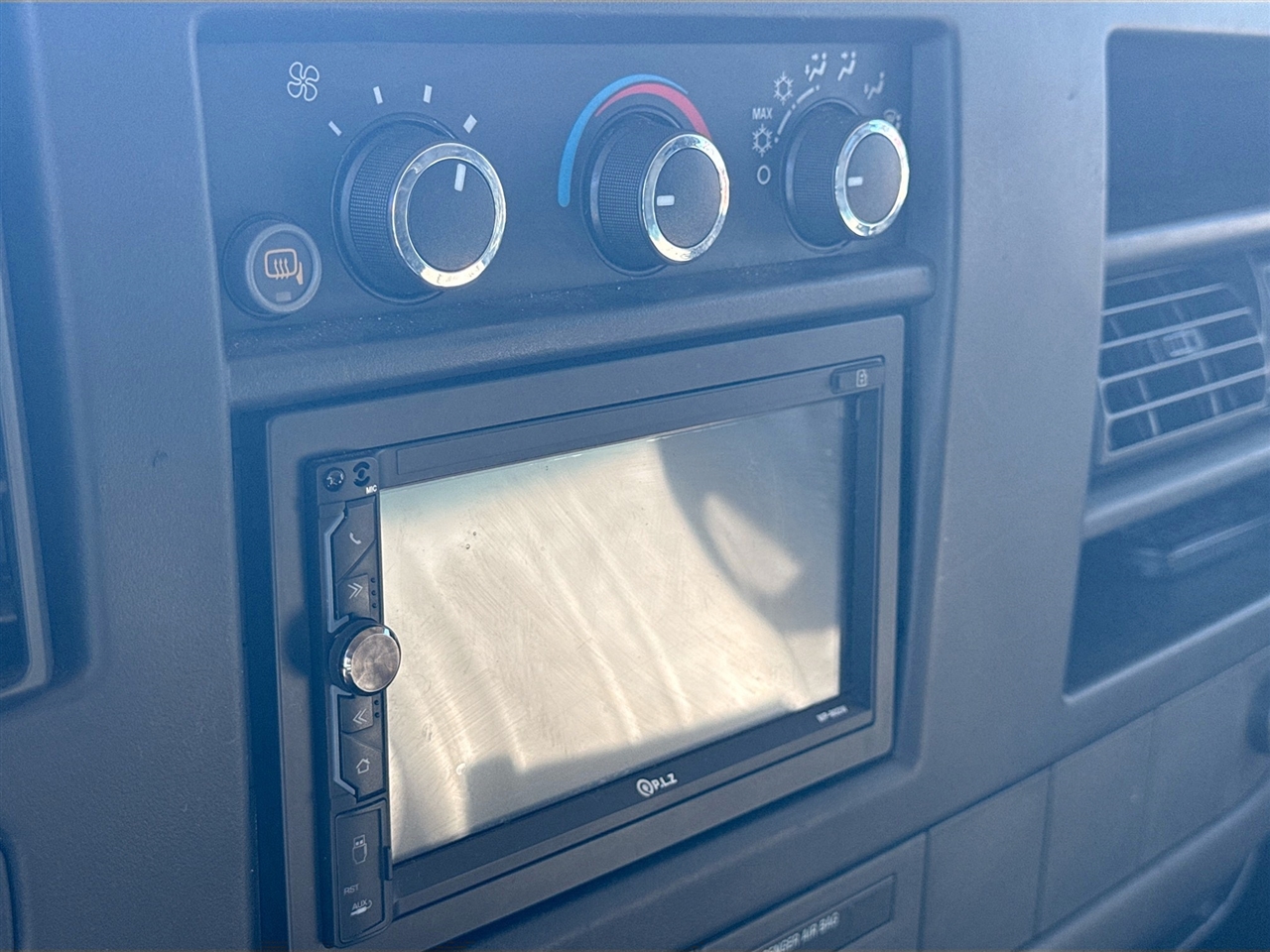 Chevrolet Express Cargo Van RWD 1500 135" 2012