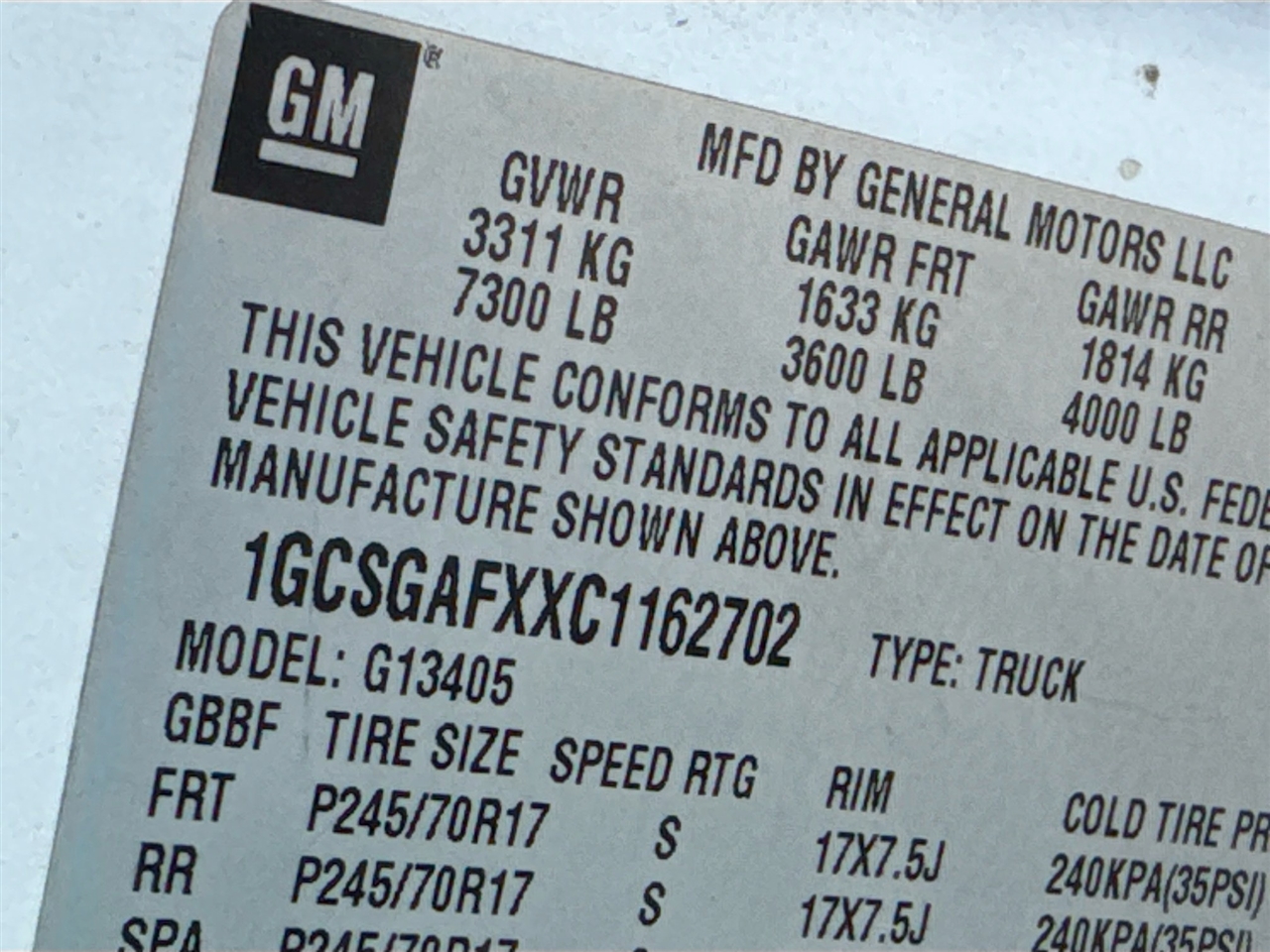 Chevrolet Express Cargo Van RWD 1500 135" 2012