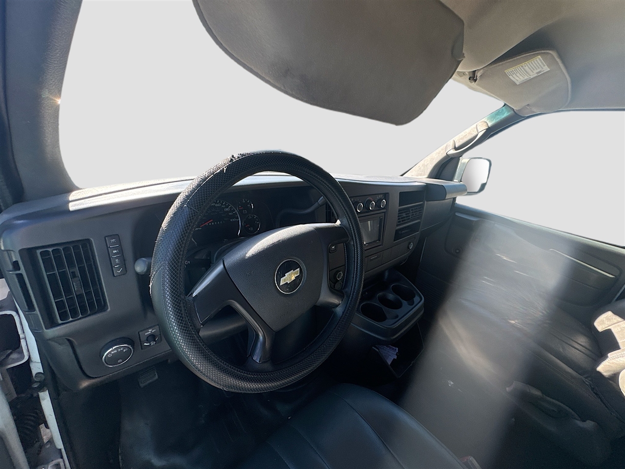 Chevrolet Express Cargo Van RWD 1500 135" 2012