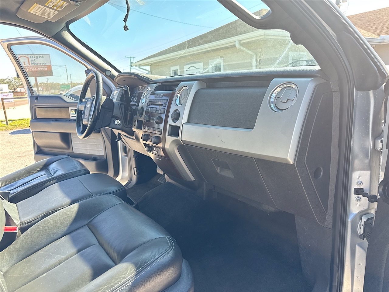 Ford F-150 4WD SuperCrew 145" Platinum 2012