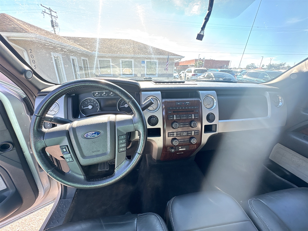 Ford F-150 4WD SuperCrew 145" Platinum 2012