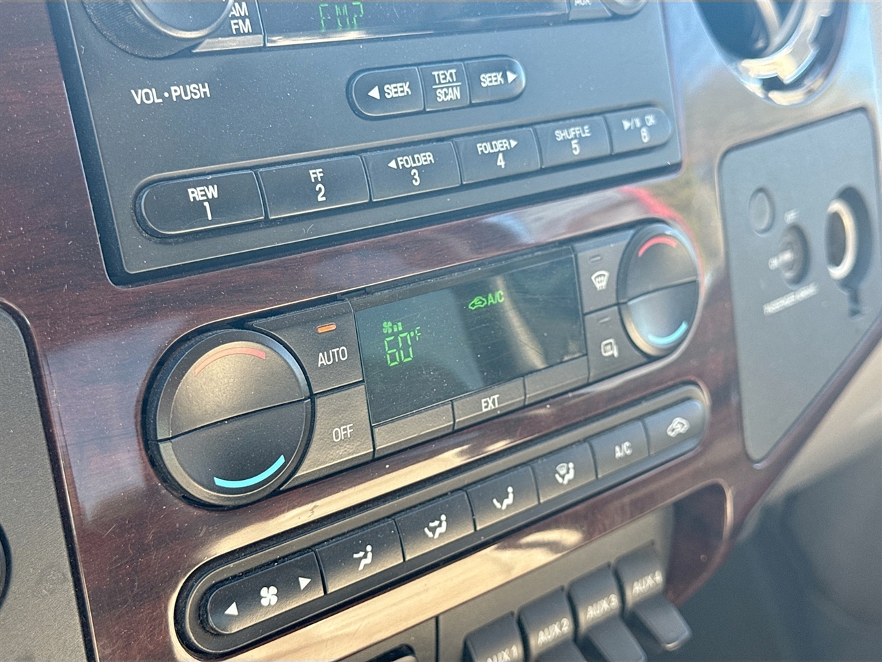 Ford Super Duty F-250 SRW 4WD SuperCab 142" Lariat 2008