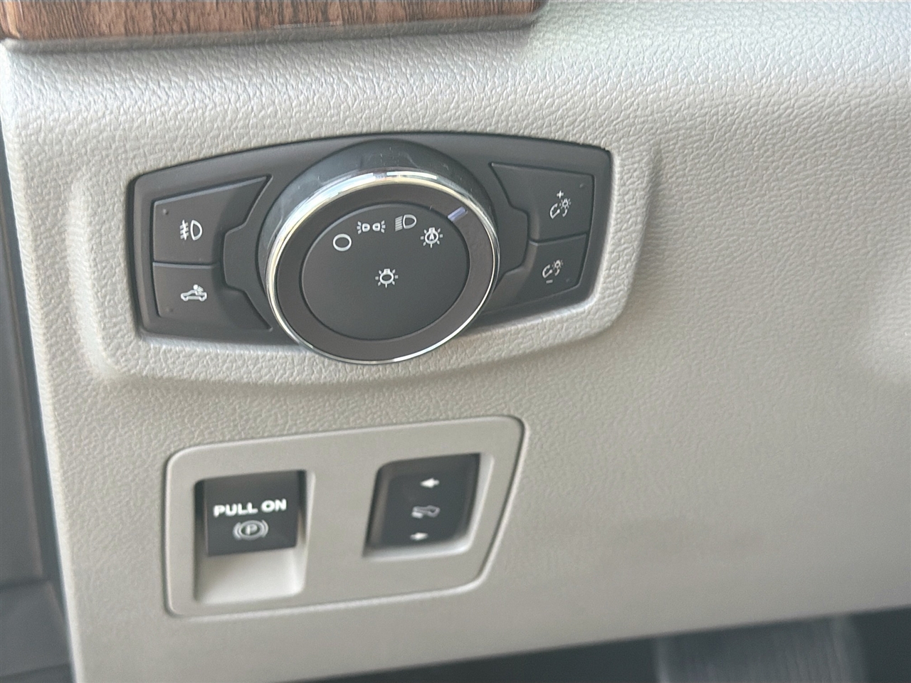 Ford F-150 King Ranch 4WD SuperCrew 5.5' Box 2019