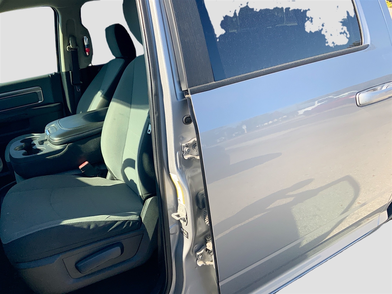 RAM 1500 Classic Warlock 4x2 Crew Cab 5'7" Box 2021