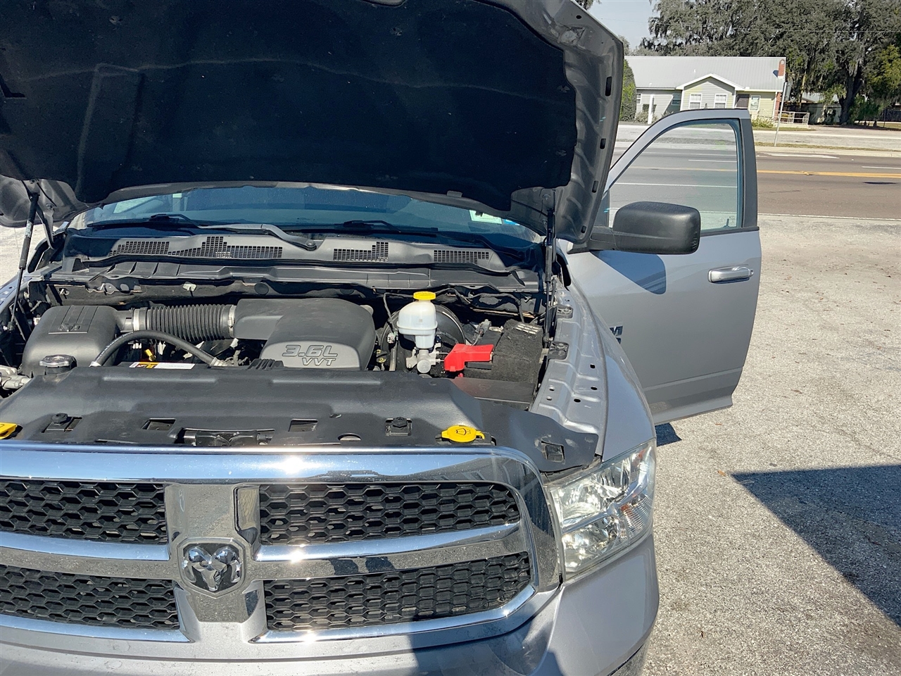 RAM 1500 Classic Warlock 4x2 Crew Cab 5'7" Box 2021