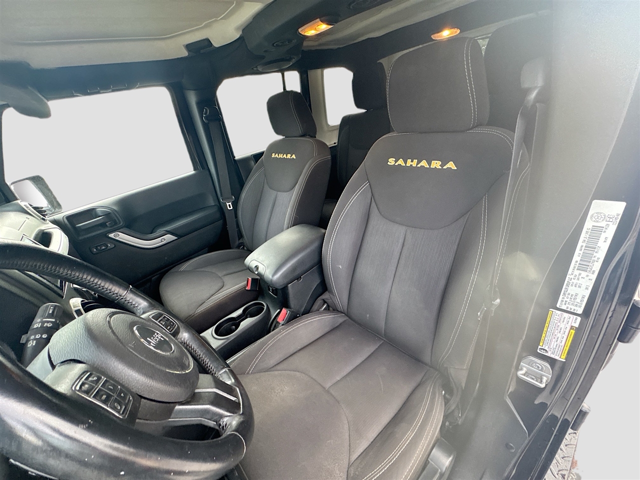 Jeep Wrangler Unlimited 4WD 4dr Sahara 2014