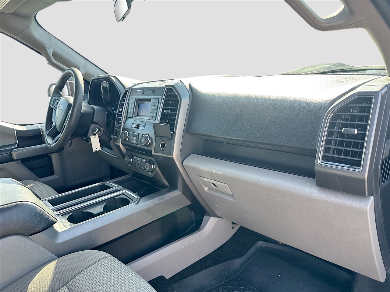 Ford F-150 XLT 2WD SuperCab 6.5' Box 2018