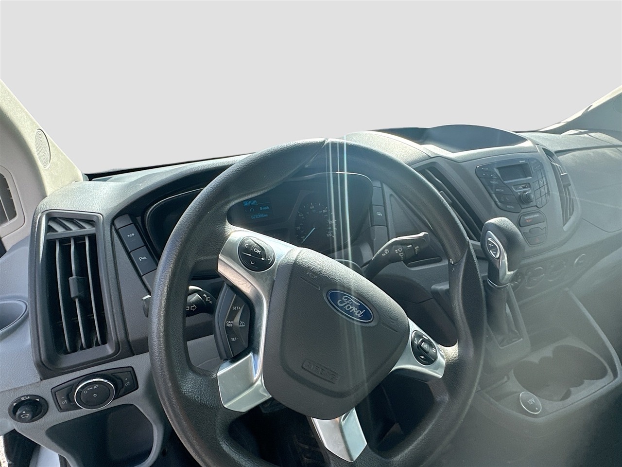 Ford Transit Van T-250 130" Med Rf 9000 GVWR Sliding RH Dr 2018