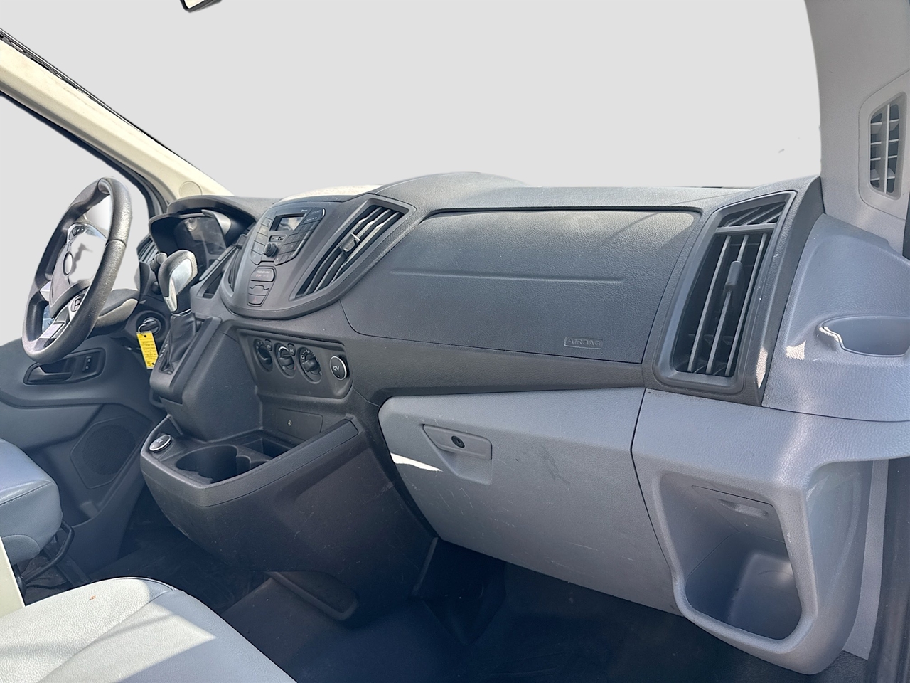 Ford Transit Van T-250 130" Med Rf 9000 GVWR Sliding RH Dr 2018