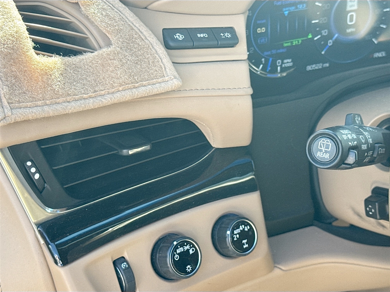 Cadillac Escalade 4WD 4dr Platinum 2018