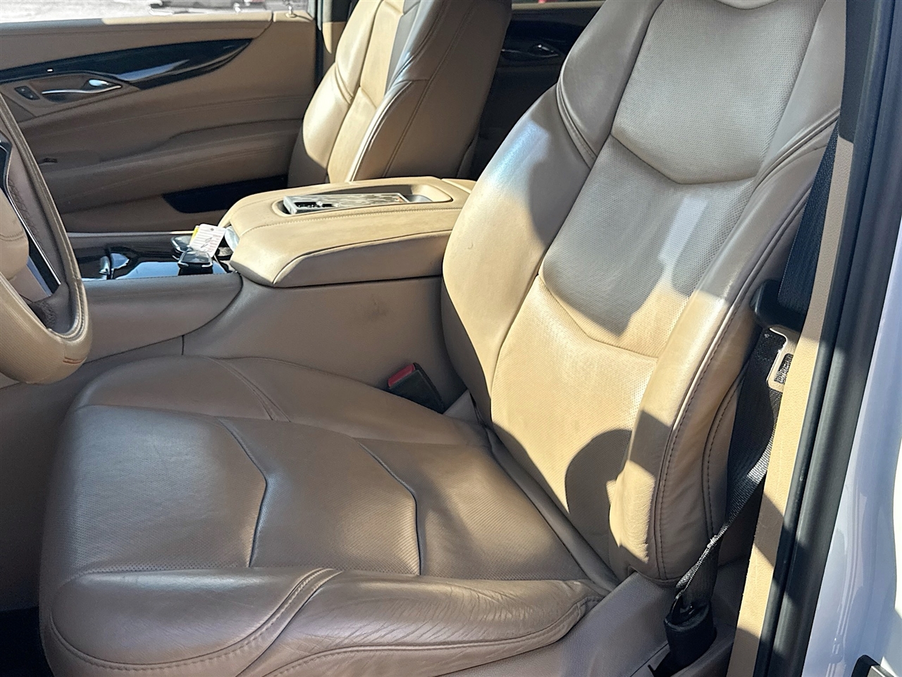 Cadillac Escalade 4WD 4dr Platinum 2018