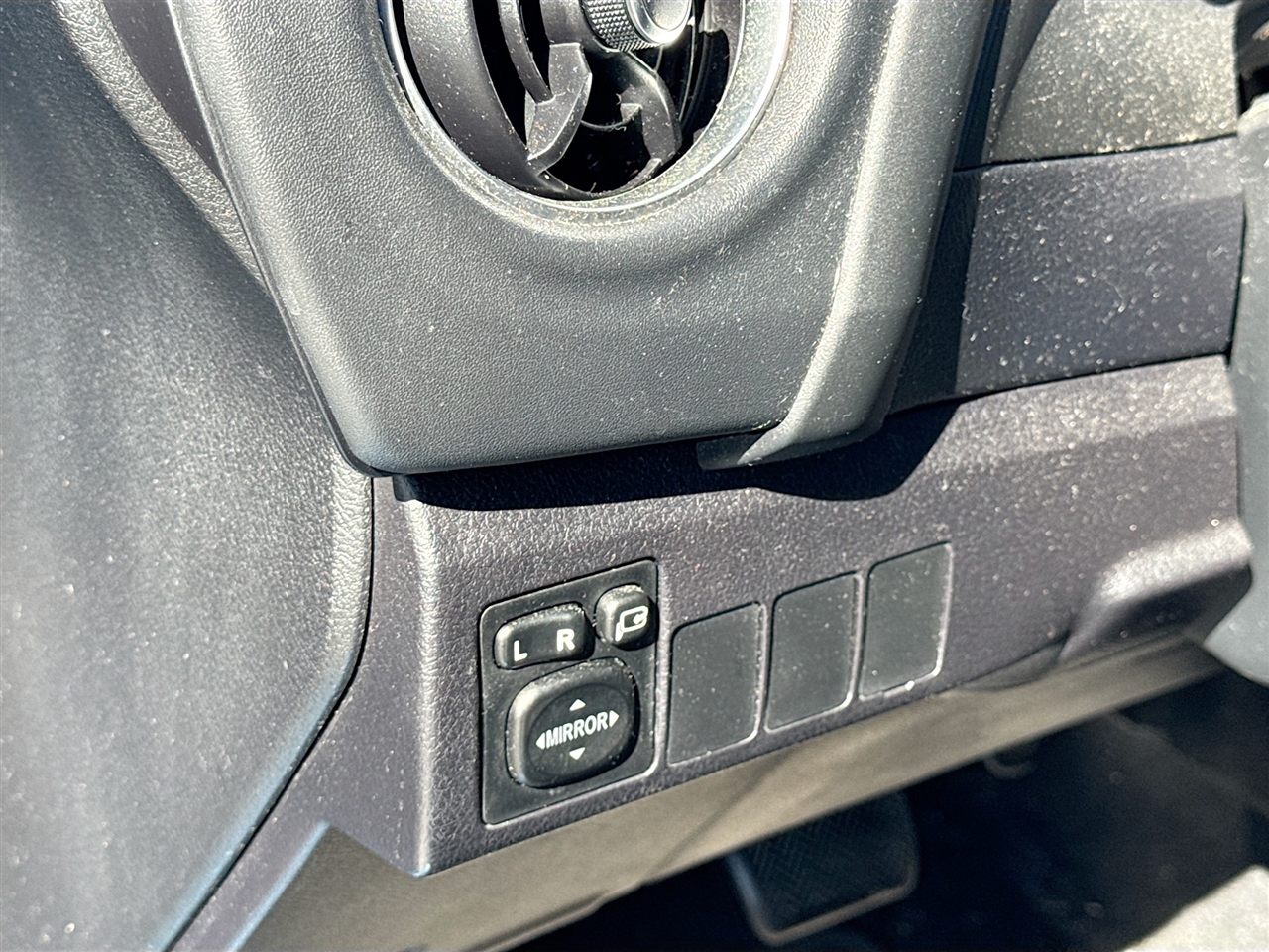 Scion iM 5dr HB Man (Natl) 2016