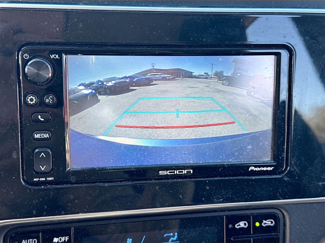 Scion iM 5dr HB Man (Natl) 2016