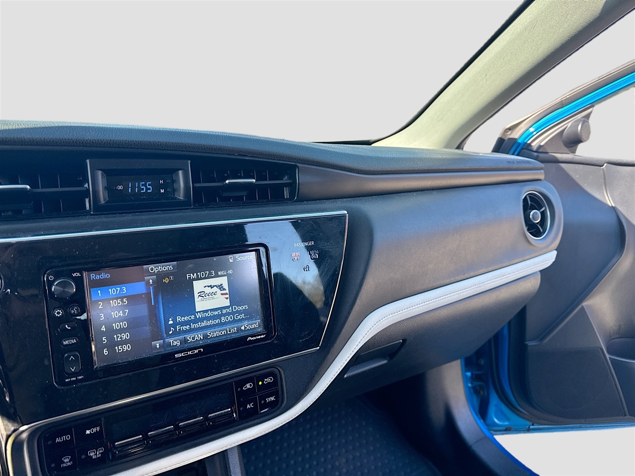 Scion iM 5dr HB Man (Natl) 2016