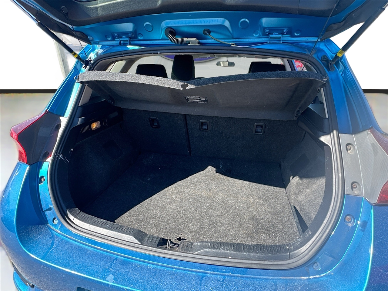 Scion iM 5dr HB Man (Natl) 2016